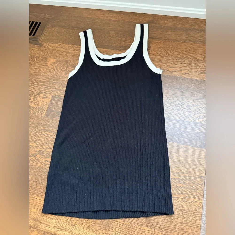 Bundle Lot X 4 Pieces Women’s Tank Tops & T-shirt Size XL Neutral Colours H&M + - Picture 4 of 13
